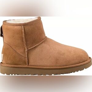 UGG Women's Classic Mini II Boots